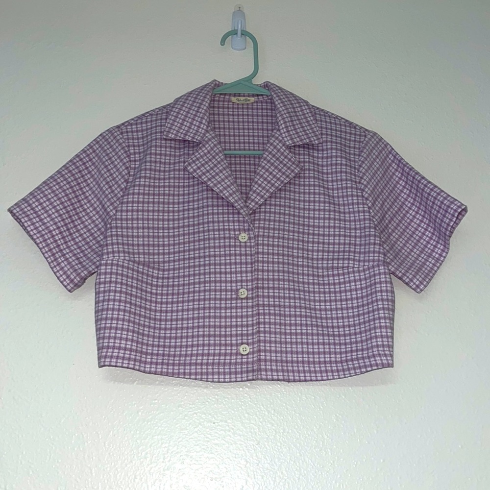 Brandy Melville purple and white plaid cropped button-up tee shirt